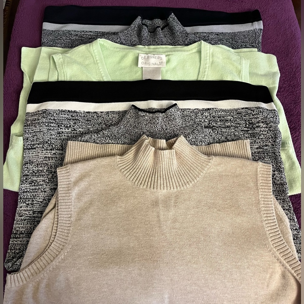 Bundle of 4 Women’s Sweater Vests.3 Rafaela’s and 1 Designers Original. Medium.